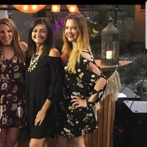 Zara coutout sleeve dress.